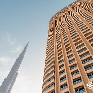 Ostay-Fashion Avenue Dubai Mall