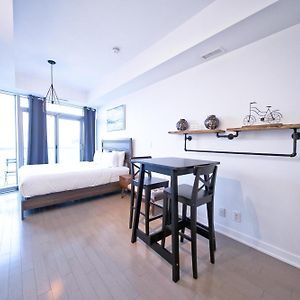 Rivetstays - The York