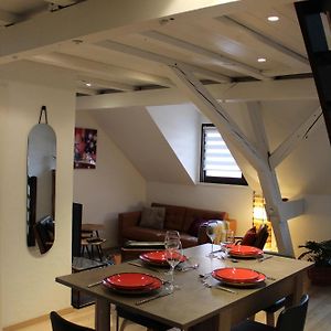 Appartement à 2 Chambres à Coucher