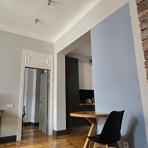 Al Pacino Baby Apartment