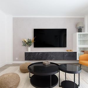 Appartement à 2 Chambres à Coucher