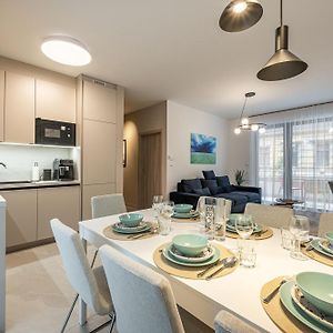 Appartement à 3 Chambres à Coucher