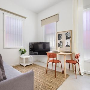 Flatiron Apartment II