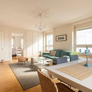 Appartement de Luxe à 3 Chambres à Coucher