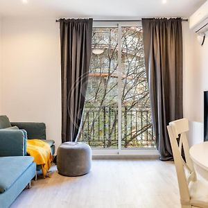 Appartement à 3 Chambres à Coucher
