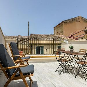 Vucciria & La Cala Lovely Apartment With Terrace