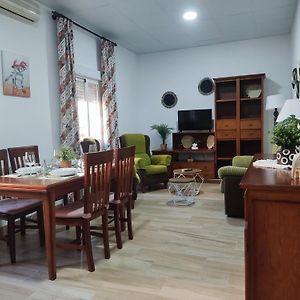 Appartement à 3 Chambres à Coucher