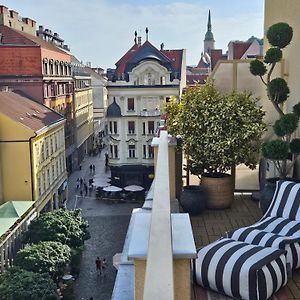 Terrace In Old Town - Castle & Cathedral View