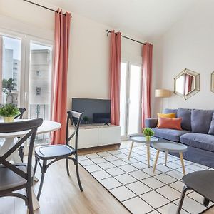 Appartement à 2 Chambres à Coucher