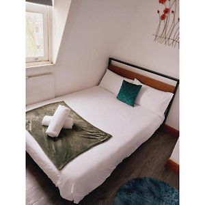 F407-4Th Flr Studio For 2 Near Hyde Park
