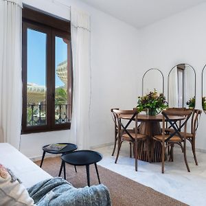 Appartement à 3 Chambres à Coucher