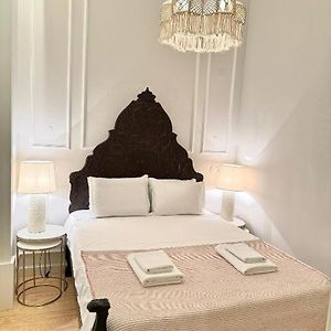 Private Bathroom King Room