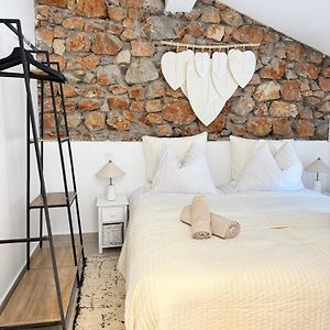 Appartement à 3 Chambres à Coucher