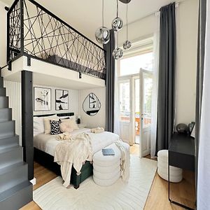 Appartement à 2 Chambres à Coucher