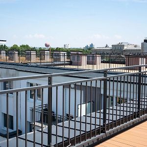Free Parking Rooftop Budapest 4Ppl