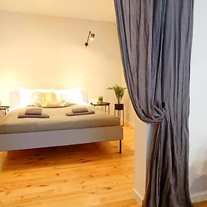 Two Bedroom Charismatic Apartment In The Old Town
