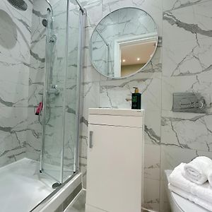 Private Bathroom King Room