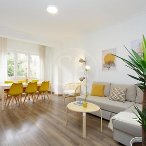 Appartement à 3 Chambres à Coucher