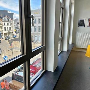 Appartement de Luxe à 2 Chambres à Coucher