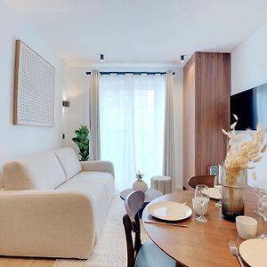 Appartement à 2 Chambres à Coucher