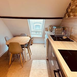 Appartement à 2 Chambres à Coucher