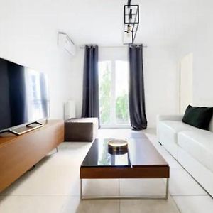 La Rotonde - Magnifique Appartement Climatise Avec Parking