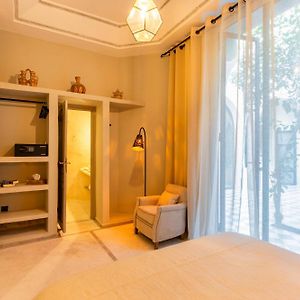 Chambre Standarde Lit Queen-Size