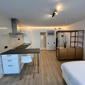Studio de Luxe