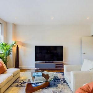 Appartement à 2 Chambres à Coucher
