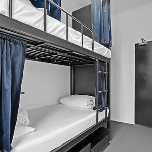 Room Mixed