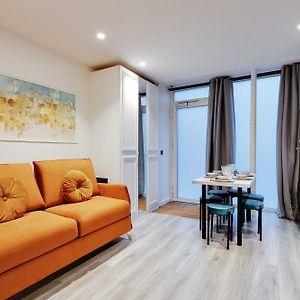 Modern Apartment - 2Br-6P - Marais