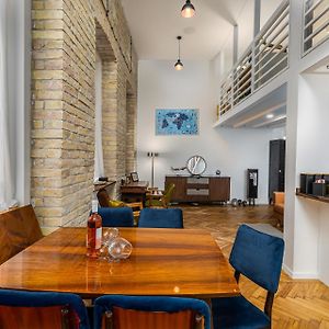 Aviator Loft Designer Apartment With Ac Near Opera And Basilica In Budapest