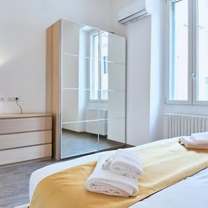 Xenia Apartments - Two-Room Apartment In Fondazione Prada
