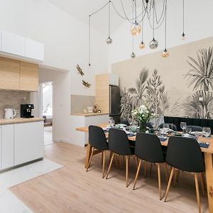 Dragonfly Old Town Apartment - Loftaffair