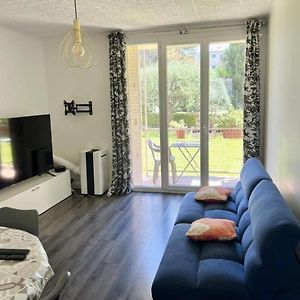 Appartement à 3 Chambres à Coucher