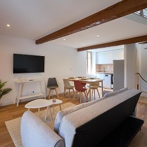Appartement à 2 Chambres à Coucher