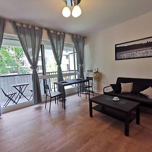 Cosy Apartment At Merignac-Centre