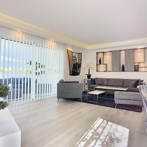 Appartement à 2 Chambres à Coucher