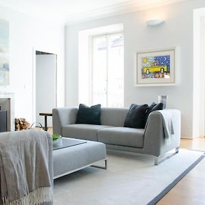 Appartement à 2 Chambres à Coucher