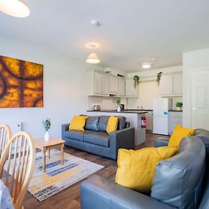 Appartement à 3 Chambres à Coucher