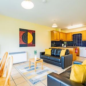 Appartement à 3 Chambres à Coucher