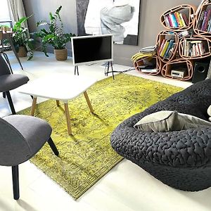 Le 14, Art Et Design
