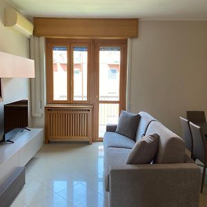 Appartement de Luxe à 2 Chambres à Coucher