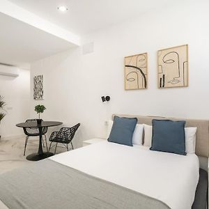 Cozy Studio In Madrid Ley4