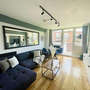 Appartement à 2 Chambres à Coucher