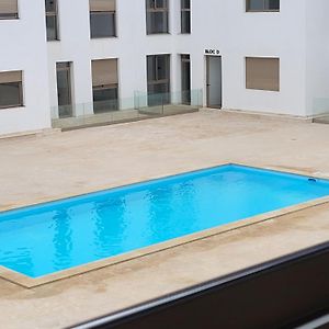 Appartement à 2 Chambres à Coucher