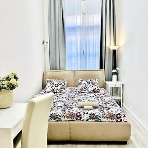 Appartement à 2 Chambres à Coucher