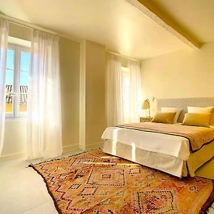 Appartement à 3 Chambres à Coucher