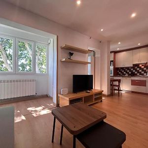 Luminous Apartment In Imperial Neighborhood Melanc