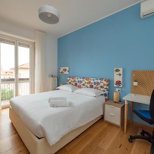 Xenia Apartments - Colorful Suite In Citta Studi Area
